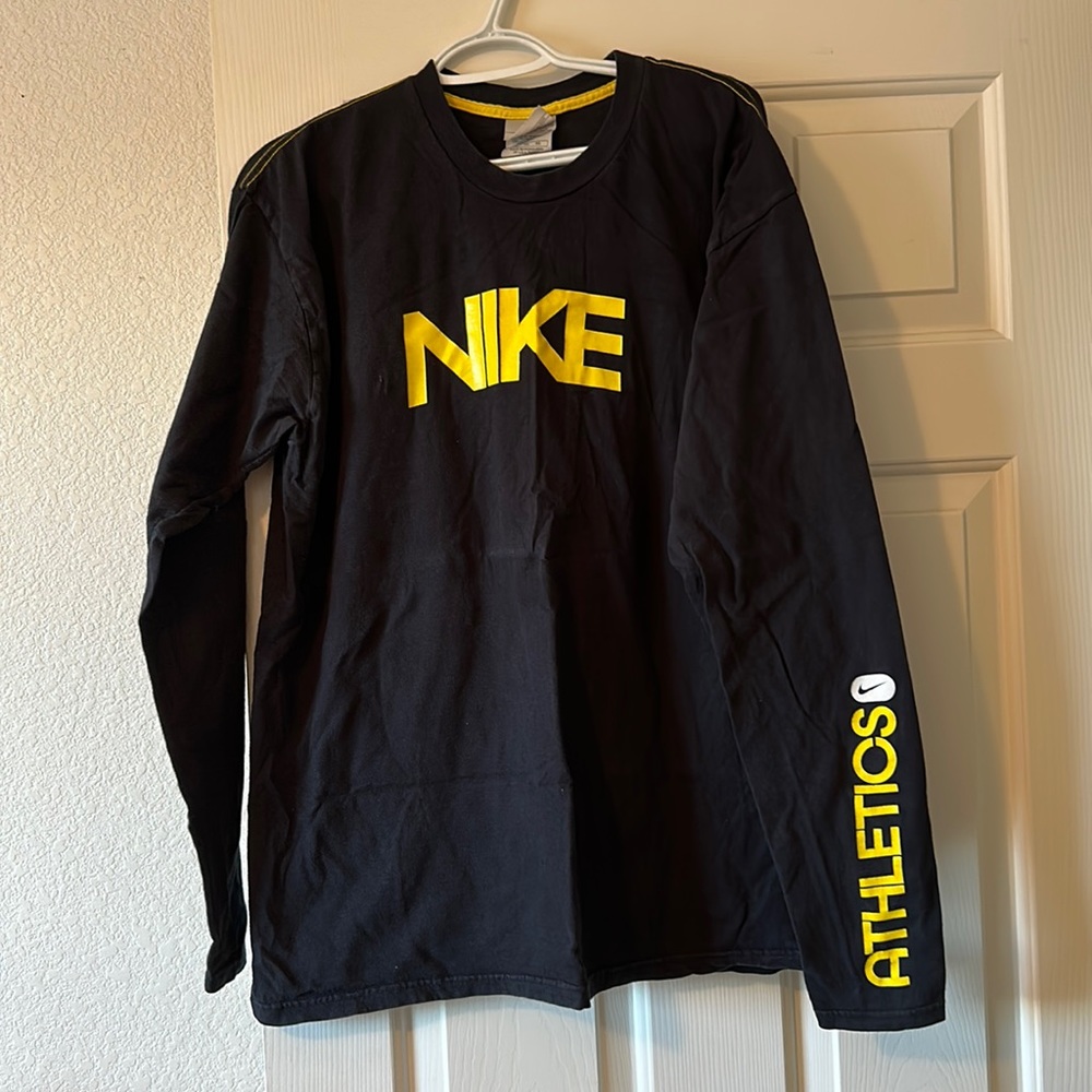 Vintage Nike long sleeve shirt
